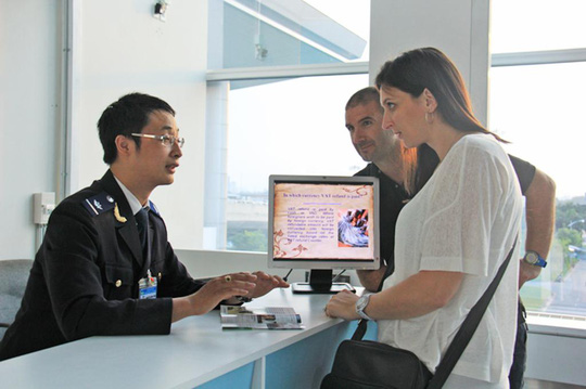 quy trình nhận visa tại sân bay
